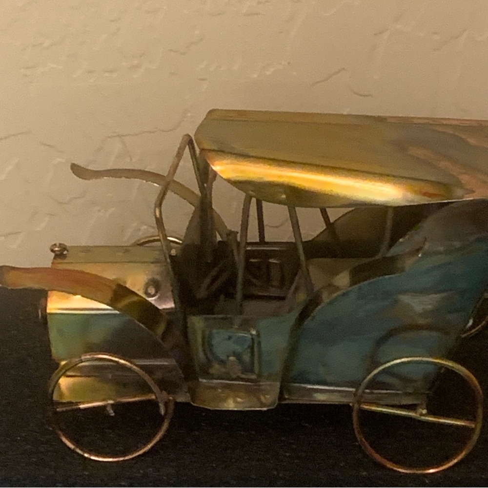 Model T Type Car Copper Art Tin with Music Box Plays “Happy Days Are Here Again” - Picture 5 of 7